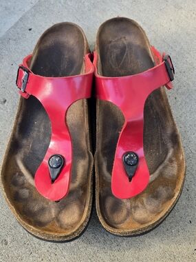 Birkenstock Red T-Strap Comfort Sandals Size 8